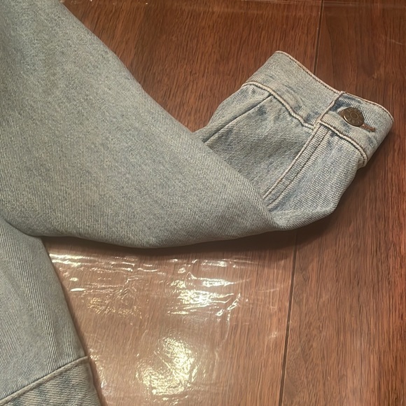 J Crew Jean/Denim Jacket Light Wash - Picture 2 of 12